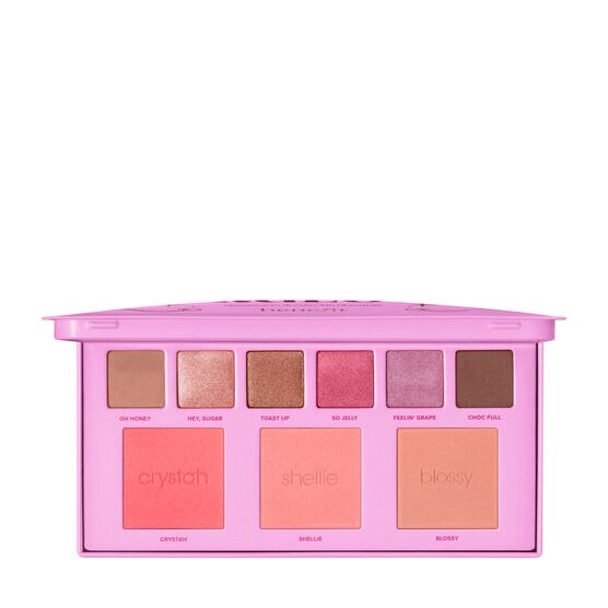 HOLIDAY KIT  TREAT YOURSELF
